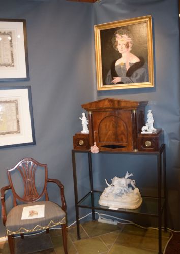 The Federalist Antiques